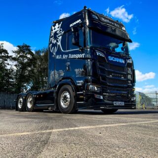M.D. Key Transport have added this stunning Scania S660 V8 Super unit to their impressive fleet🔥

Supplied by Keltruck Account Manager, Simon McGuiness. This incredible unit is every box ticked when it comes to spec, not to mention it's stunning paint job and M.D. Key decals that really make this unit special!

The unit will now be maintained by the fantastic team at Keltruck Newark, keeping it looking top of the pile for years to come.

#SuppliedByKeltruck #ScaniaSuper #ScaniaV8