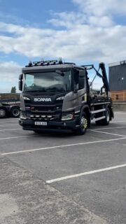 FOR SALE - Scania P220B 4x2 NZ XT Auto - 2 AVAILABLE! 🚛💥 Featuring Hyva skip loader, 200L tank, day cab, LED lights and XT trim alongside the added benefits of SESAMm 7, sat nav and Kelsa bars! If you are interested please get in touch with our used sales team for more details: 📞 0121 424 1825 📧 used@keltruck.com #Scania #UsedTrucks #P220 #SkipLoader #XT